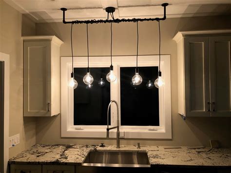 Kitchen Pendant Lighting Over Sink