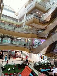 Raghuleela Mega Mall in Kandivali West, Mumbai: Price, Brochure, Floor ...
