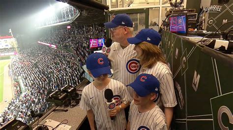 WATCH: Comedian Jim Gaffigan performs 7th inning stretch at Wrigley ...