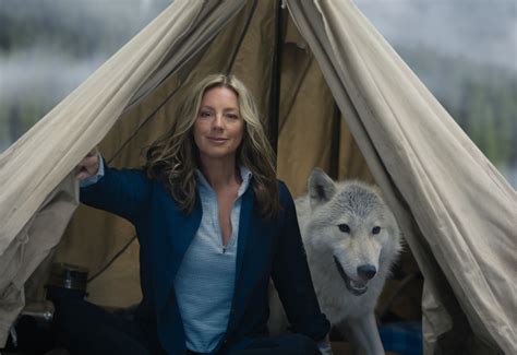Sarah McLachlan and a Wolf Find the Wrong Kind of Shelter in Busch ...