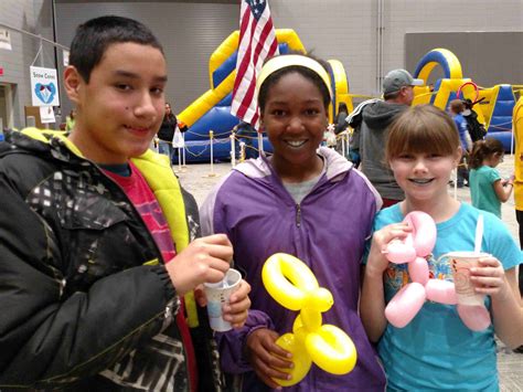 2K+ Children Hear Good News at Sioux City Convention Center