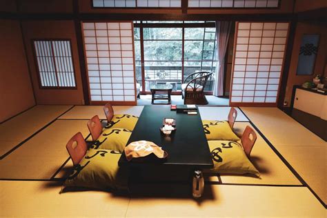 Why do Japanese people sleep on the floor? - A Day Of Zen
