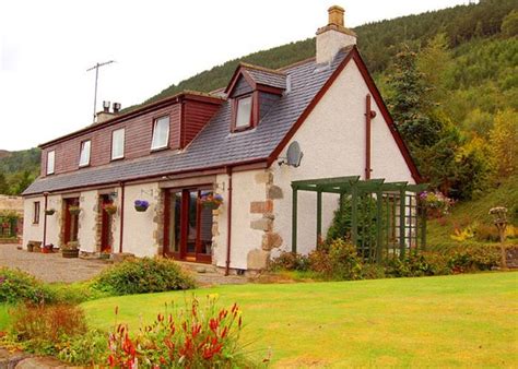 CARNOCH FARM COTTAGES - B&B Reviews & Photos (Beauly, Scotland ...