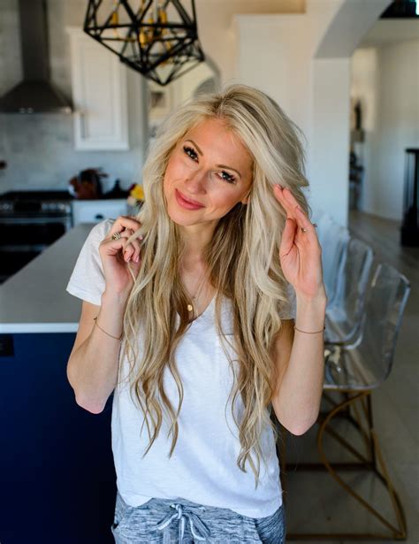 DIY Hair Highlights – At Home! | Diy highlights hair, Hair highlights ...