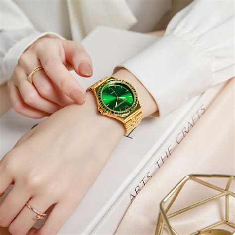 Giordano Analog Quartz Watch for Women with Round Green Dial, Crystal ...