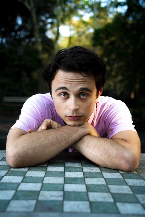 “I’m the Clock Twink”: Ben Ahlers Tells Kiernan Shipka About Growing Up ...