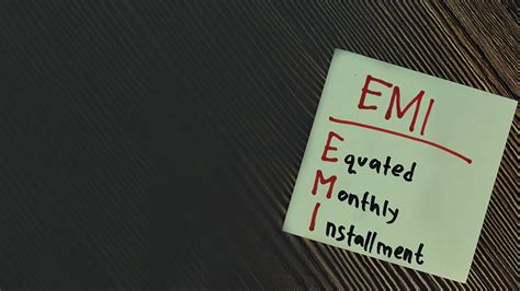 Top 5 Benefits of EMI Calculator While Taking Any Loan