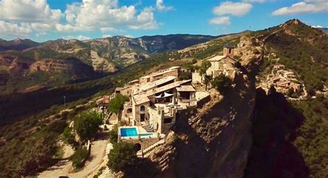 FOX HOUSE CASA GUILLA (Tremp) - Guesthouse Reviews & Photos - Tripadvisor