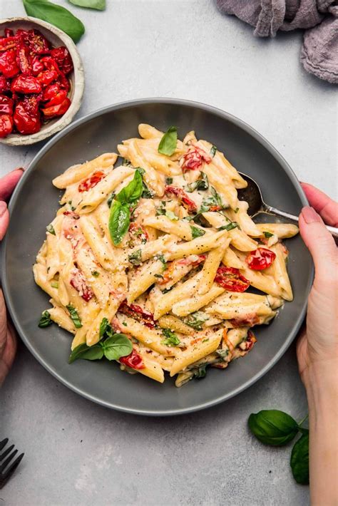 Creamy Sun Dried Tomato Pasta (20-Minute Recipe)