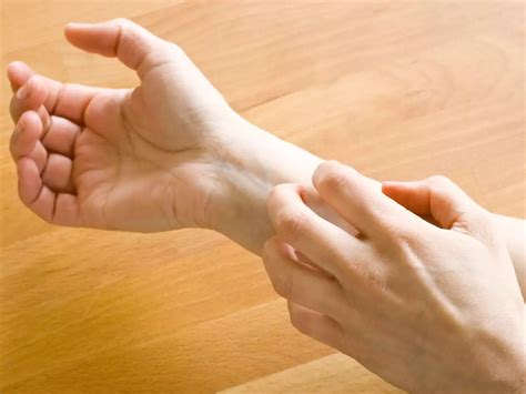 Itchy skin and unusual rashes can signal towards kidney disease