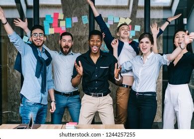 Multicultural 的图像结果