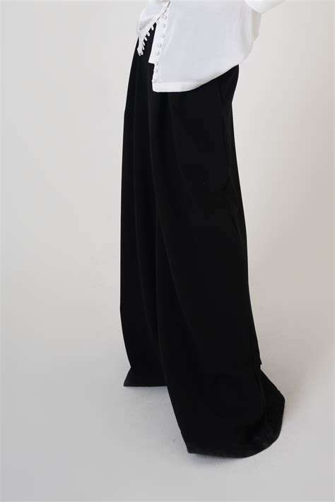 Macy Pants – Tushe - Let’s not run after what’s fleeting.
