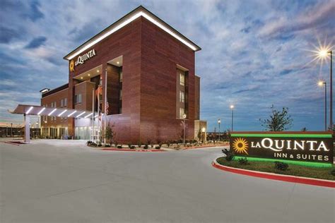 LA QUINTA INN & SUITES BY WYNDHAM SAN MARCOS OUTLET MALL - Hotel ...