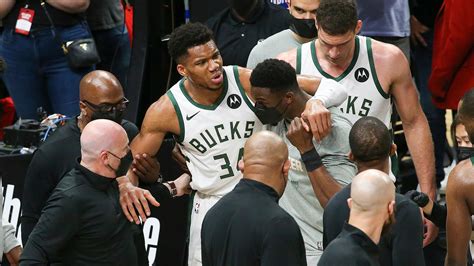 Hawks' Trae Young (foot) sidelined for Game 5 vs. Bucks | NBA.com