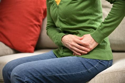 Does Meloxicam Make You Sleepy? Side Effects & Risks