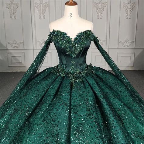 Emerald green ball gown – Artofit