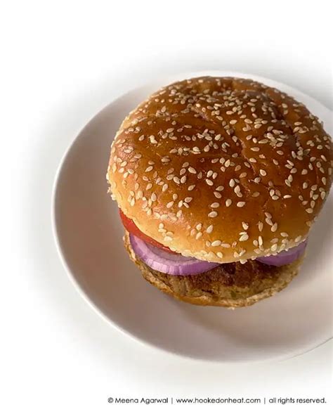 Between The Buns, Rohini, New Delhi | Zomato