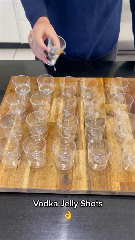 Best 13 Vodka Jelly Shots :) – Artofit