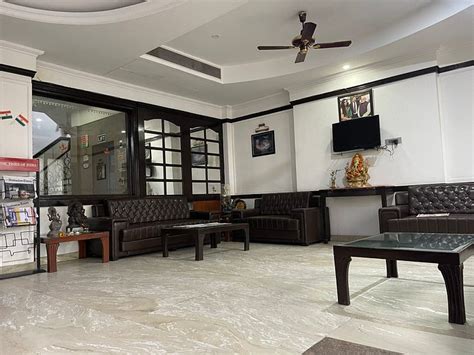 HOTEL PANICKERS RESIDENCE (New Delhi) - Lodge Reviews, Photos, Rate ...