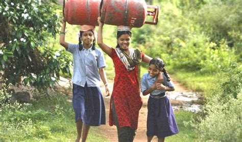 भारत बना दुनिया का दूसरा सबसे बड़ा घरेलू LPG इस्तेमाल वाला देश - India ...
