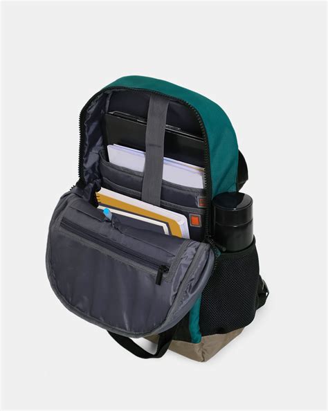 JACK & JONES GREEN COLOURBLOCKED EVERYDAY BACKPACK – creaworldwide