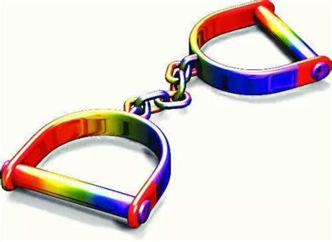 One held for robbing shopkeeper via dating app; Two absconding