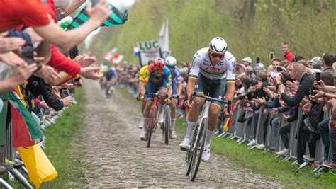 Image result for Dimanche Paris-Roubaix