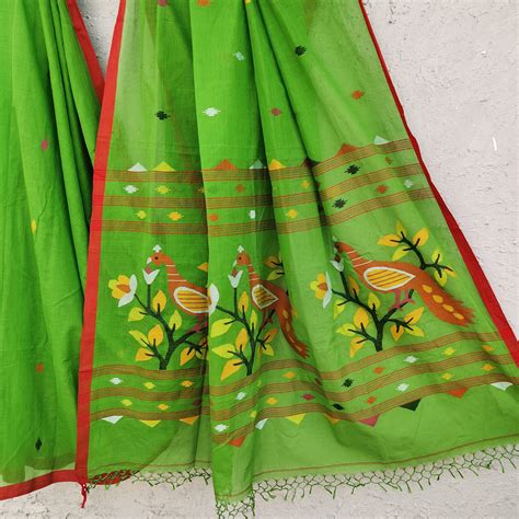 SHEVANTI - Green Pure Cotton Soft Jamdani Saree With Red Border – Sanskruti