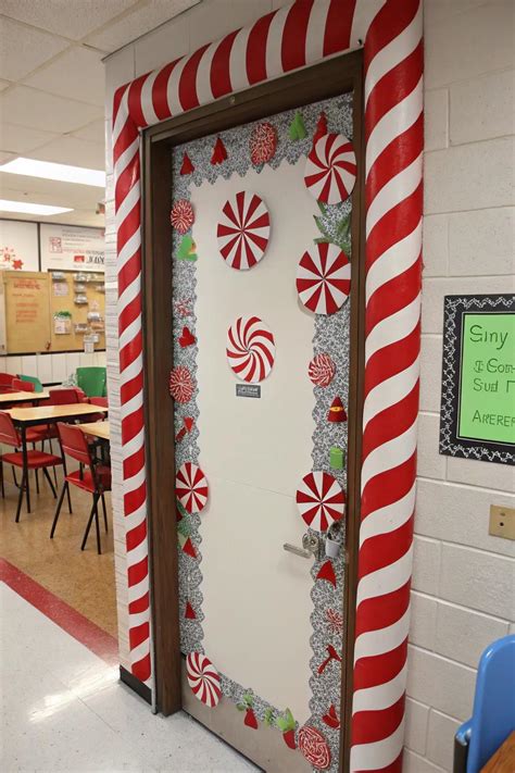 15+ Creative Christmas Classroom Door Ideas