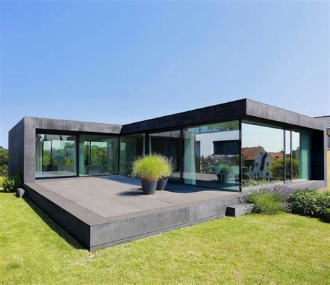 Modern House with Floor-to-Ceiling Windows