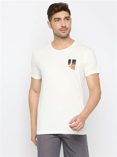 Buy Men Premium Ecru Cotton Round Neck Plain Tshirt- UnderJeans by Spykar