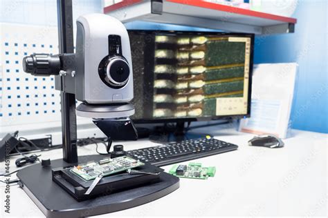 Graphics Card Under Microscope 的图像结果