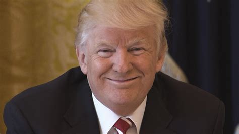 Trumps Latest Tweets 的图像结果