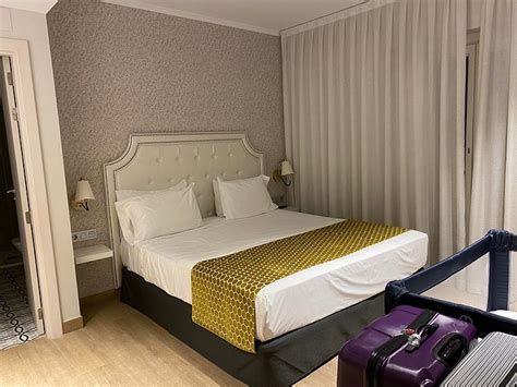 TANDEM SOHO SUITES (Malaga) - Hotel Reviews, Photos, Rate Comparison ...