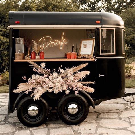The 18 Cutest Mobile Bars for Your Wedding - Green Wedding Shoes