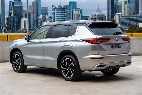 2024 Mitsubishi Outlander PHEV review | CarExpert