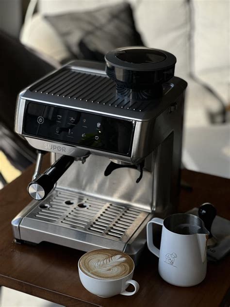 Delonghi/德龙 ECAM610.75.MB 全自动进口咖啡机家用意式现磨中文