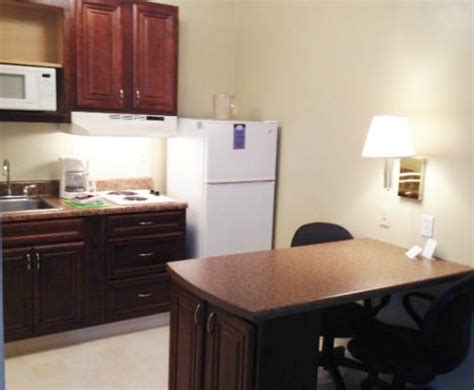 SUBURBAN EXTENDED STAY HOTEL NAVAL BASE AREA (Pensacola) - Hotel ...