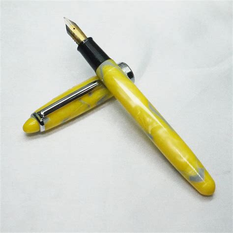 Airmail 69A - Wality Yellow Grey Pattern Acrylic Body With Fine Nib ...