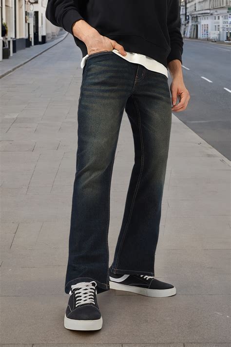 Men's Dark Blue Washed Bootcut Jeans Stretchable – Urbano Fashion