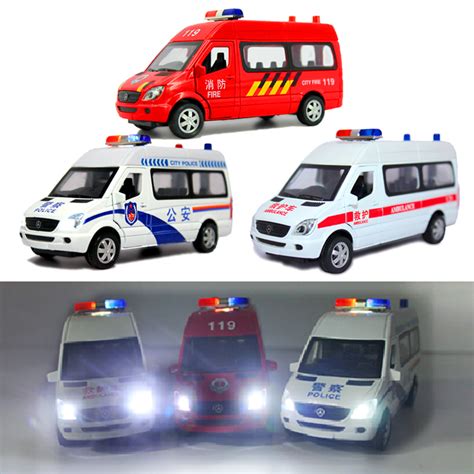 警车声，消防车，救护车声音读音用汉字如何表示 警车救护车消防车的鸣叫声音有什么不同？