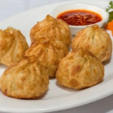 Veg Steam Momos Half [6 Pieces]