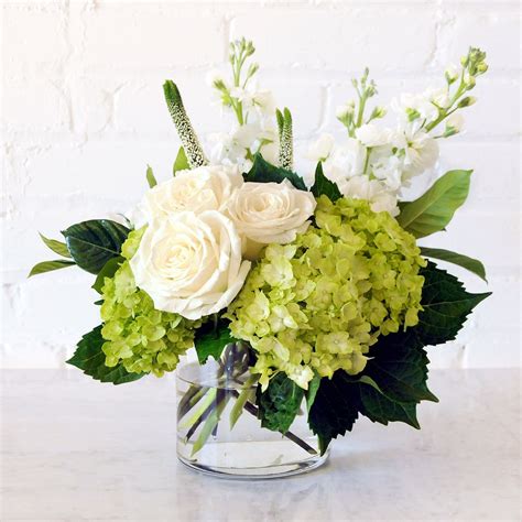 Duke | Spruce Flowers and Events | Small flower arrangements, White ...