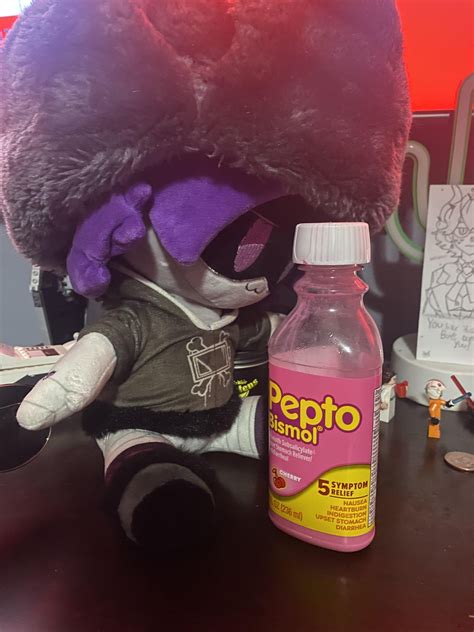 Comrade Uzi and N having a little drink : r/MurderDrones