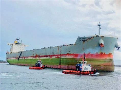 चीन में 5 माह से फंसा भारतीय मर्चेंट शिप; 23 क्रू मेंबर्स की हालत गंभीर ...