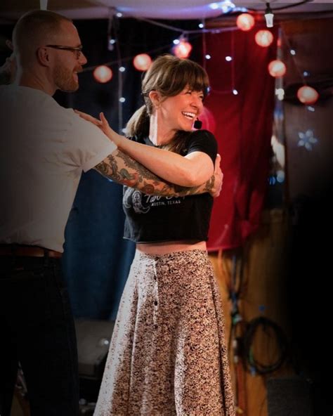 Two-Step Line Dance Lessons 的图像结果