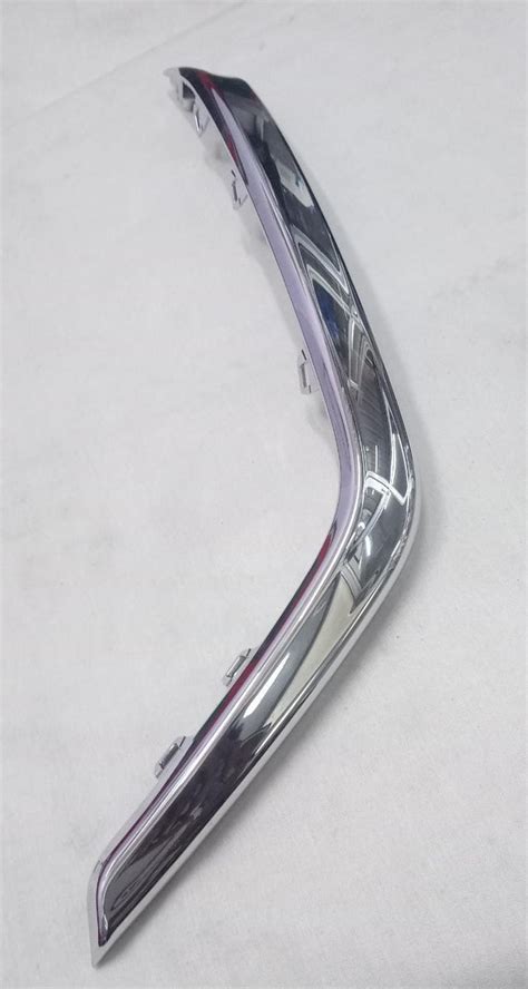71781M56R10-0PG Front Bumper Chrome Ciaz Right – CarTrends