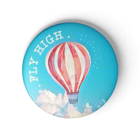 Mooch Magnetic Badge - Fly High