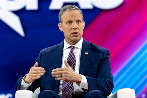Pa. lawmakers taking guests to State of the Union while some Dems plan ...