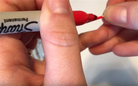 How to Make Paint Using Color Pencils 的图像结果